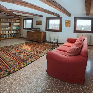 https://finestra-su-venezia.hotelslidodijesolo.com